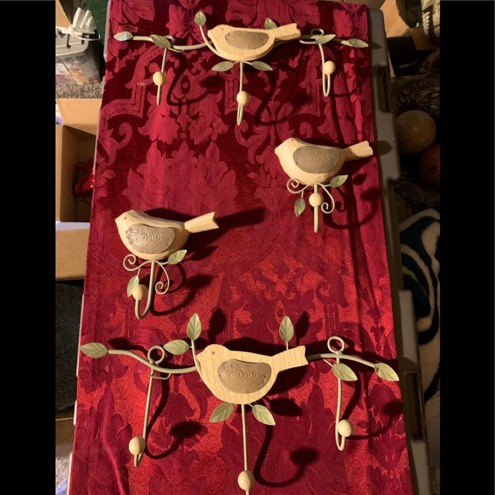 Ganz Bird on a Branch Wall Hooks